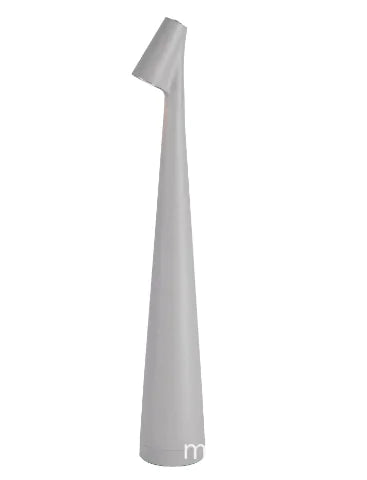 Giraffe Sculpting Reading Table Lamp (One Piece)